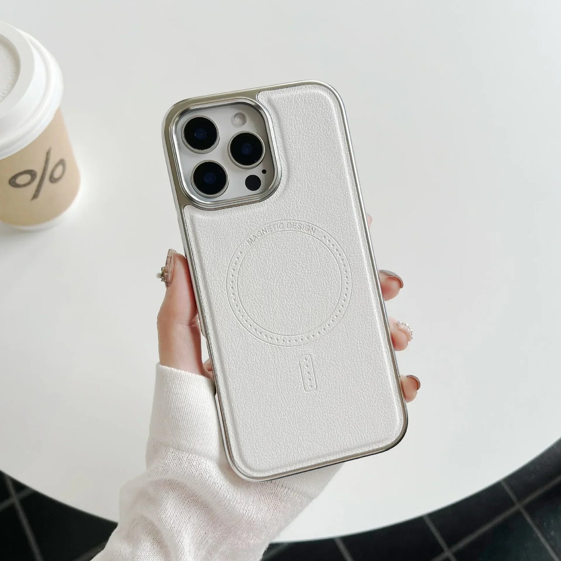 SMART MAGSAFE LEATHER IPHONE CASE