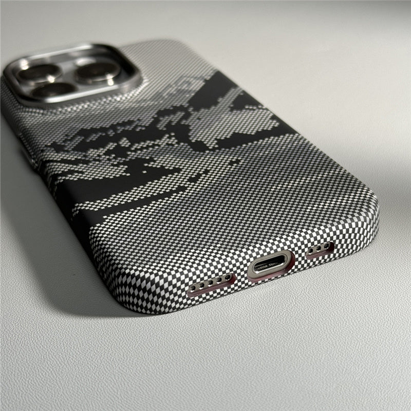 Iphone Case Carbon Mountains MagSafe