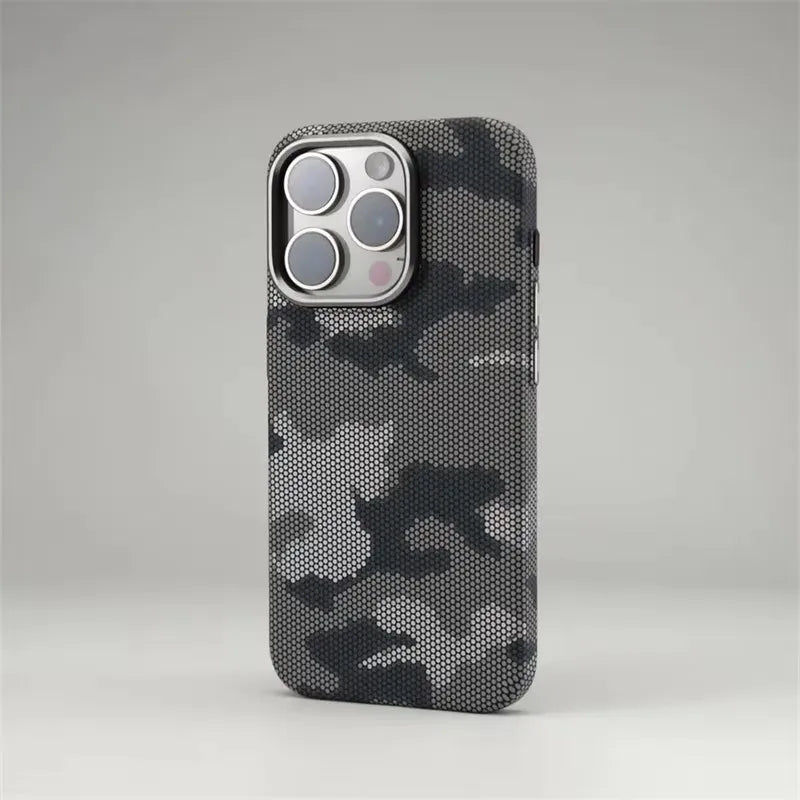 IPHONE CARBON CAMOUFLAGE CASE WITH MAGSAFE