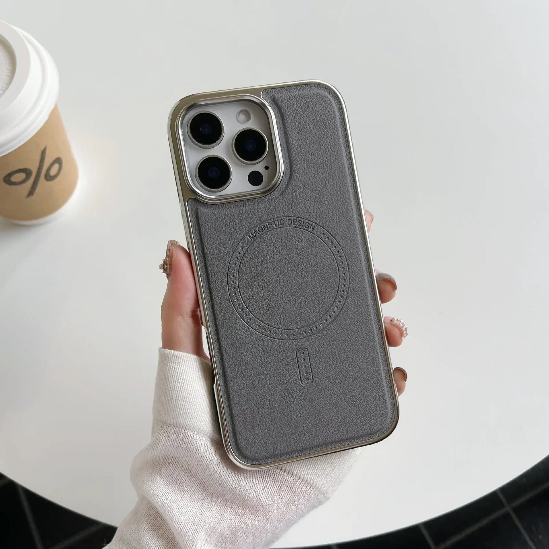SMART MAGSAFE LEATHER IPHONE CASE