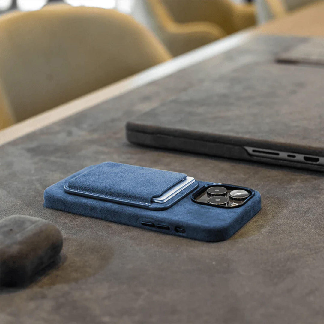 BLUE ALCANTARA CASE WITH MAGSAFE