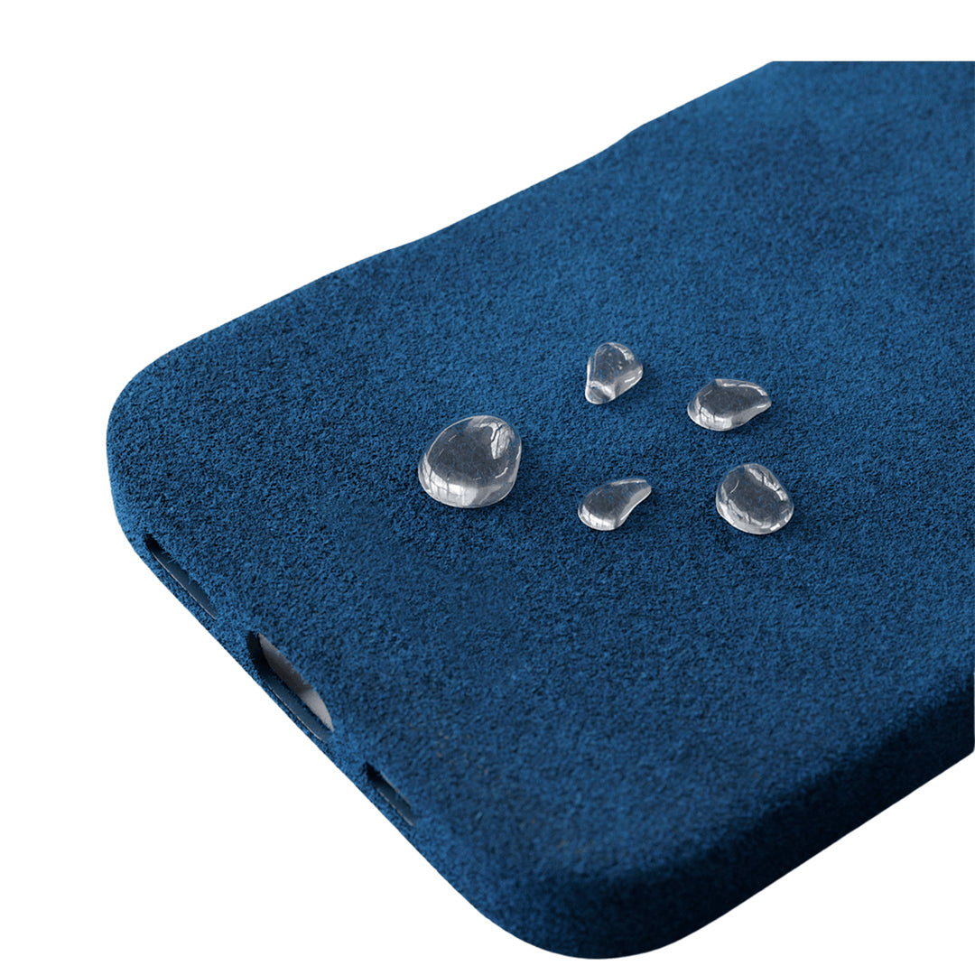 BLUE ALCANTARA CASE WITH MAGSAFE