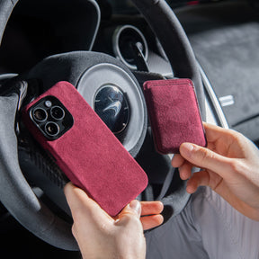 RED ALCANTARA CASE WITH MAGSAFE