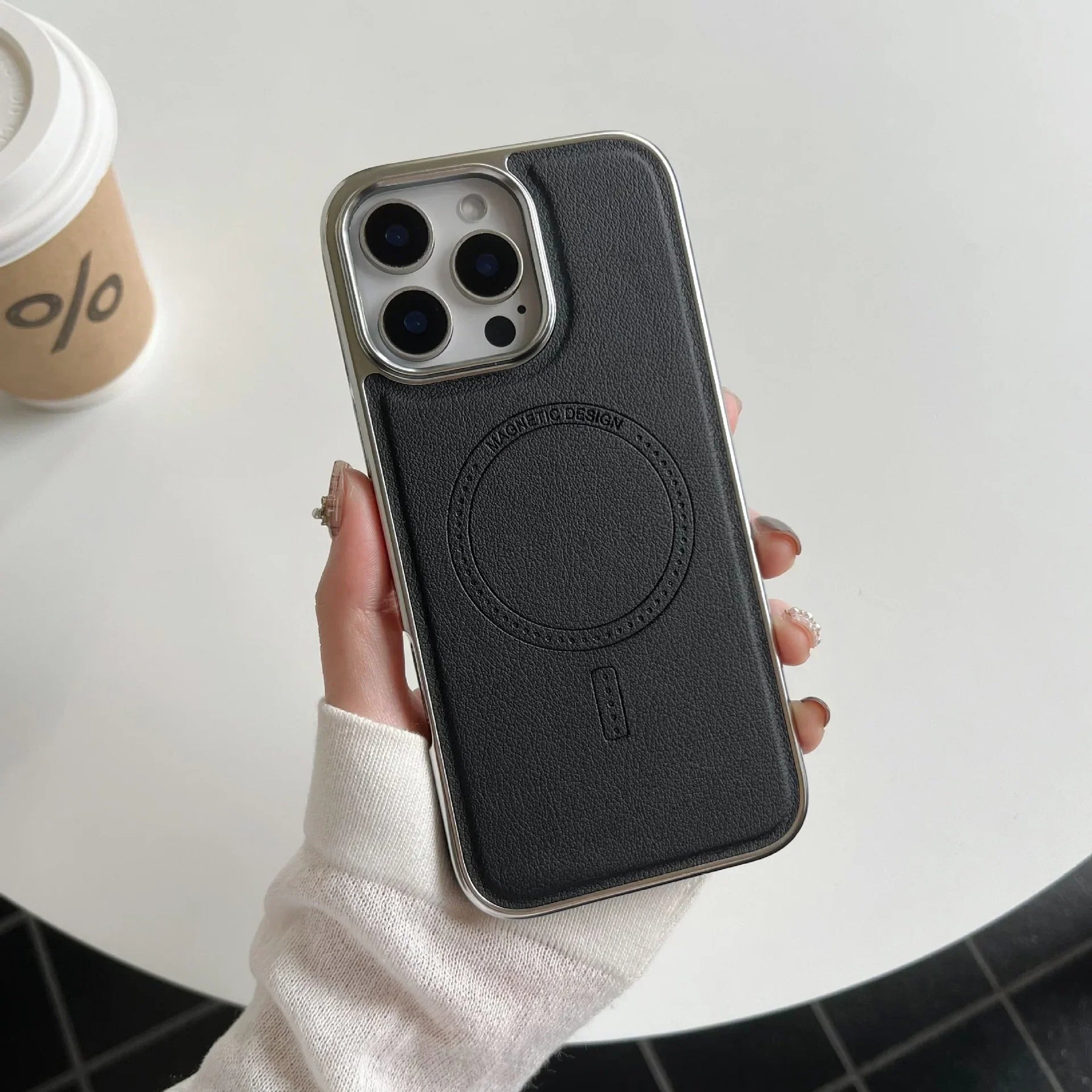 SMART MAGSAFE LEATHER IPHONE CASE