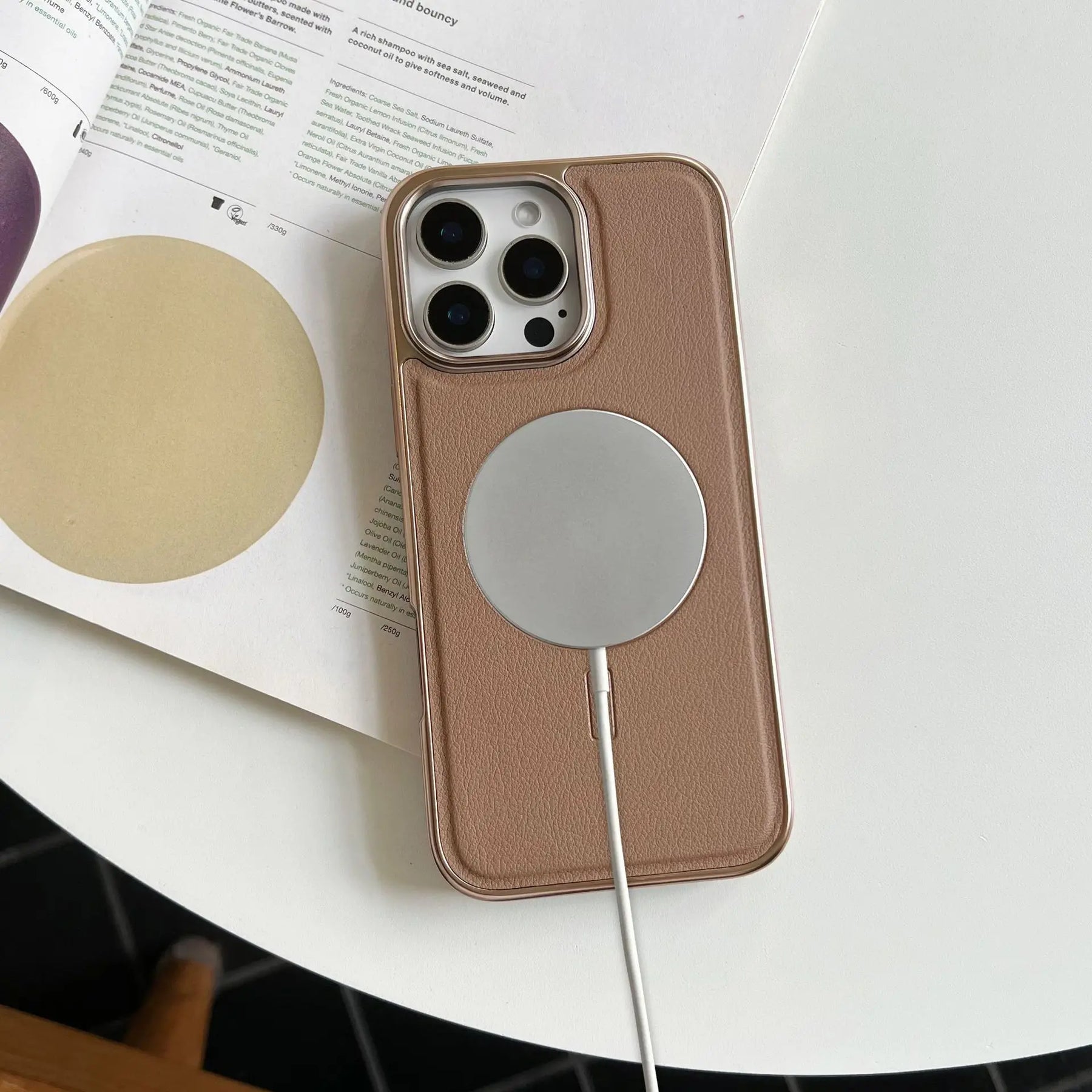 SMART MAGSAFE LEATHER IPHONE CASE