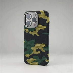 IPHONE CARBON CAMOUFLAGE CASE WITH MAGSAFE