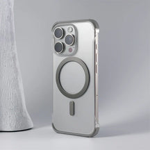 MINIMALIST MAGSAFE IPHONE CASE