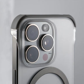 MINIMALIST MAGSAFE IPHONE CASE
